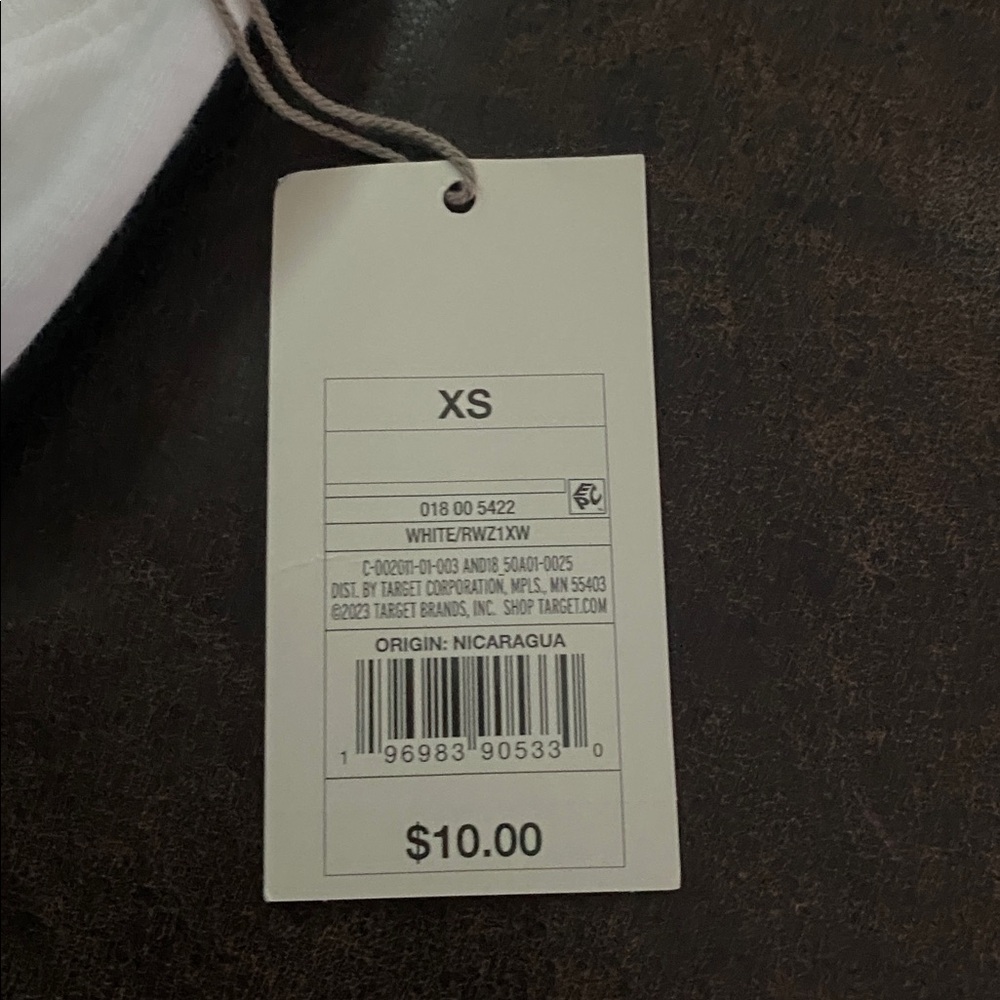 BNWT a new day White Short Sleeve Tee - Picture 13 of 13